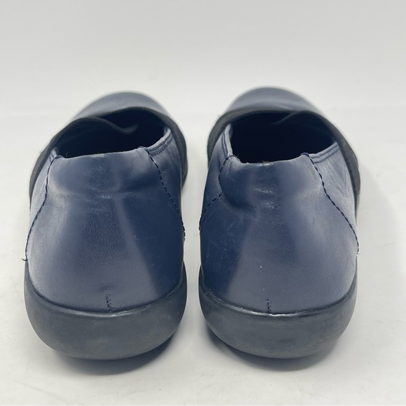 Clarks Medora Jem Shoes Womens 7.5 Blue Leather Slip On Comfort Casual Office - Picture 8 of 12